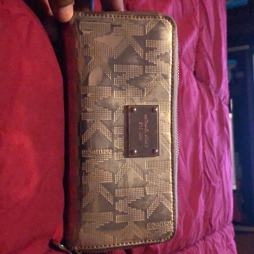 Michael Kors wallet metallic gold